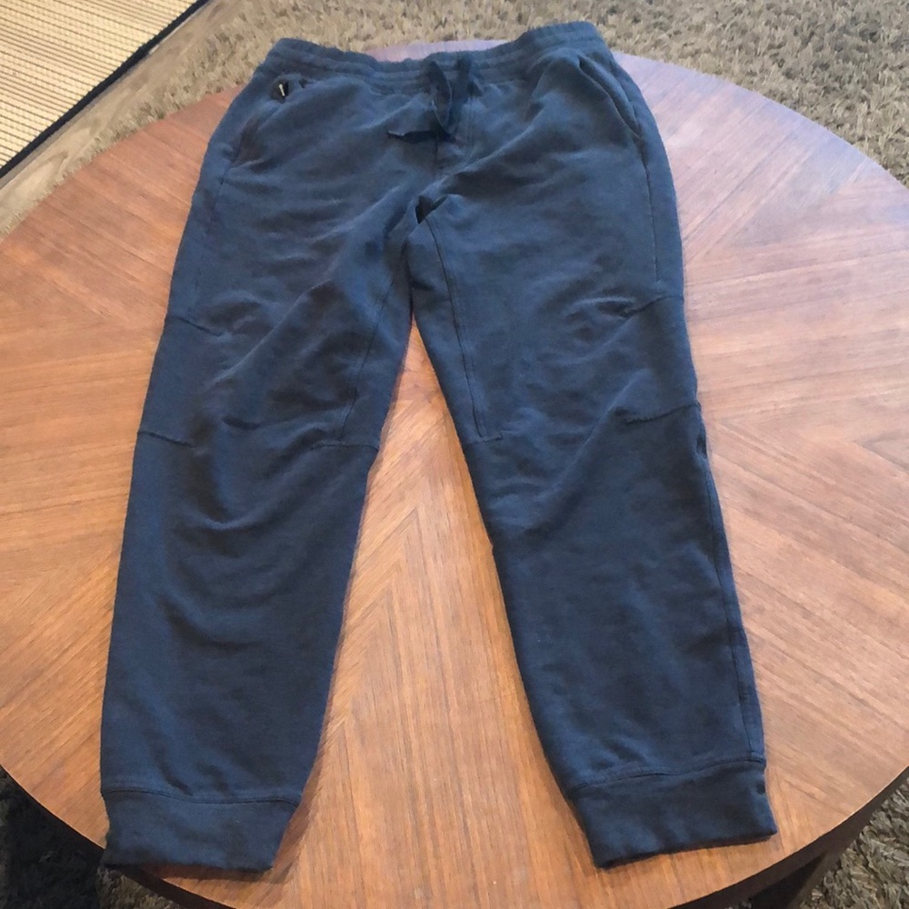 EUC Lululemon City Sweat joggers